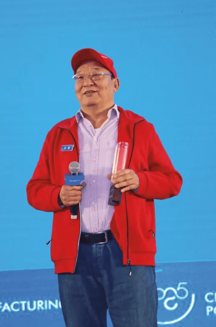 青岛双星董事长发公开信自称遭家人逼迫交出集团管理权？公司回应：假的