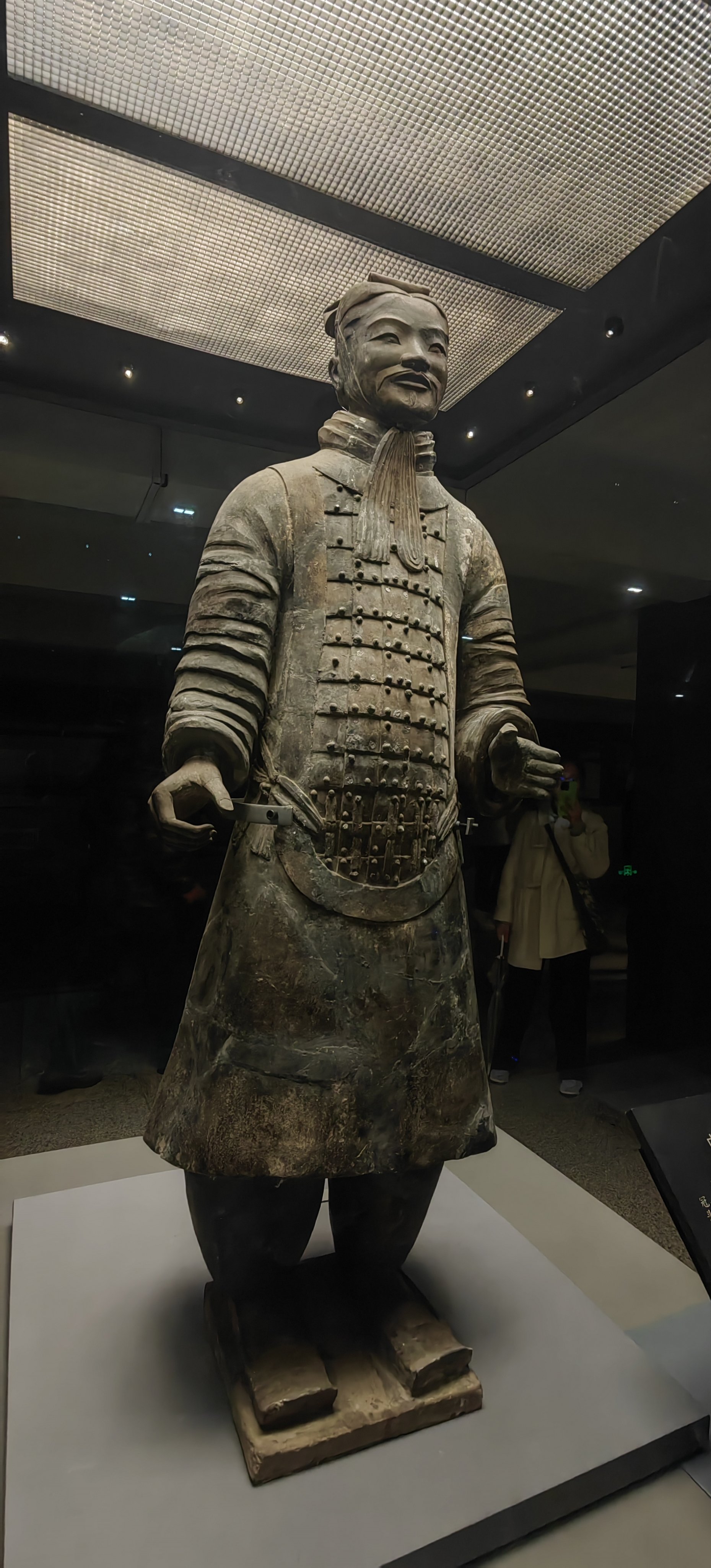 青铜(青铜门)